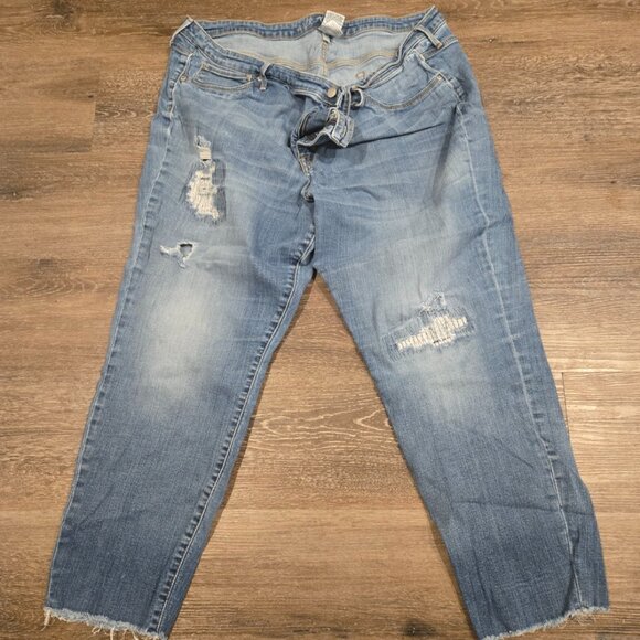 Jean Capris - Picture 1 of 1